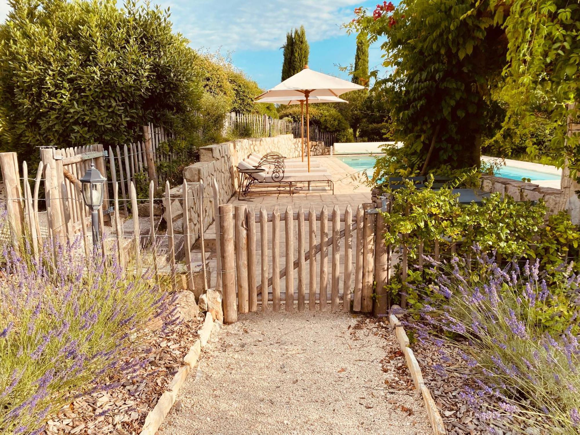فيلا La Bastide Des Oliviers Provence - Mirabel Aux Baronnies المظهر الخارجي الصورة
